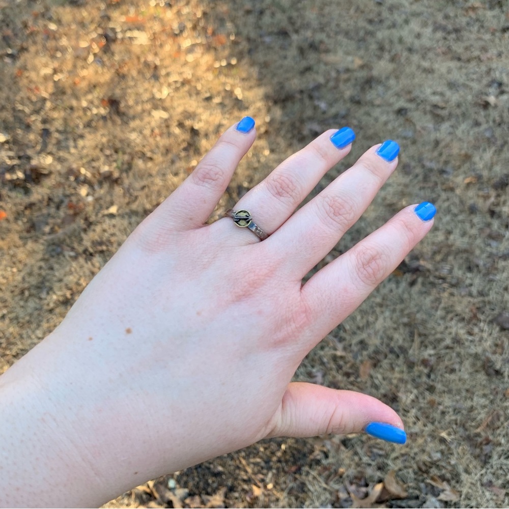 Hammered Band Arrow Compass Ring - image 7